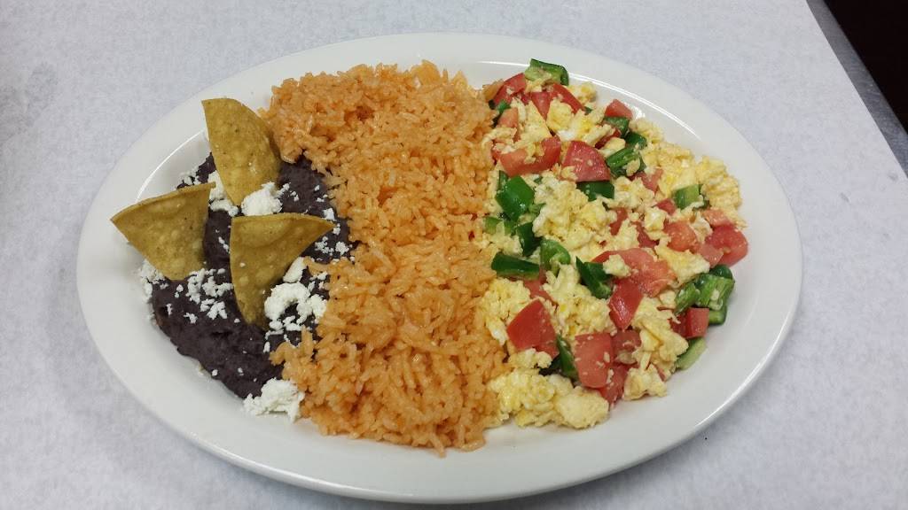 Elenas | restaurant | 5 W Tremont Ave, Bronx, NY 10453, USA | 9177377100 OR +1 917-737-7100