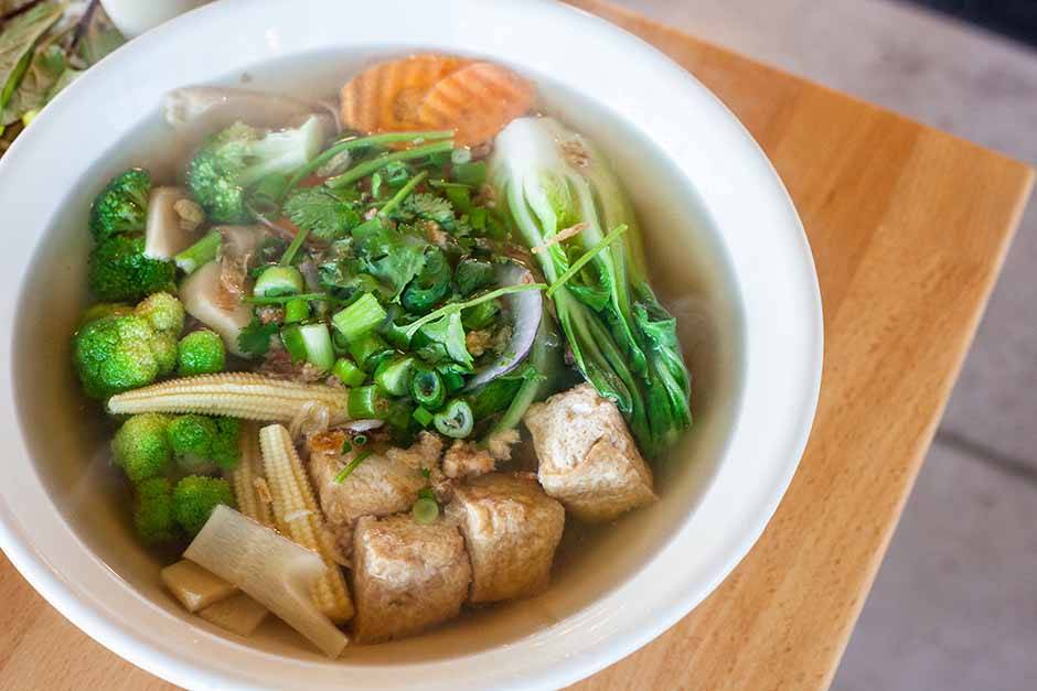 pho 90 | restaurant | 23955 E Plaza Ave, Aurora, CO 80016, USA | 3036275718 OR +1 303-627-5718