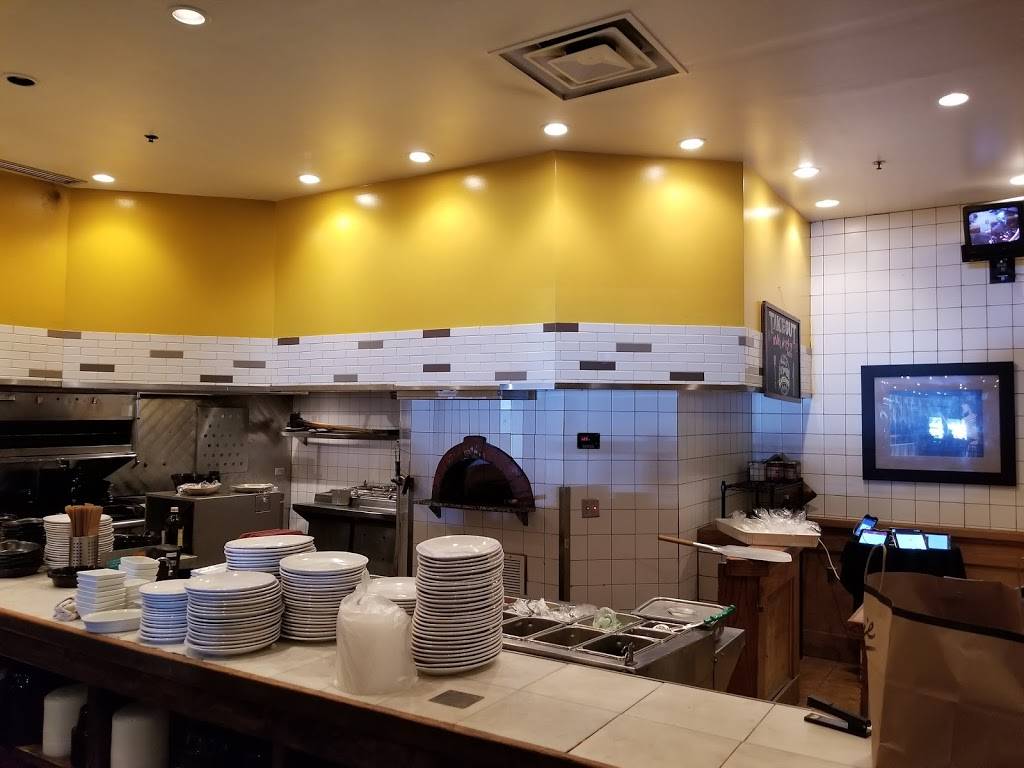 Romanos Macaroni Grill | restaurant | 13652 Jamboree Rd, Irvine, CA 92602, USA | 7145087990 OR +1 714-508-7990