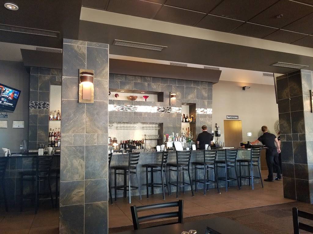 Slate Bistro & Bar | restaurant | 4415 E Village Pkwy, Gilbert, AZ 85298, USA | 4809885956 OR +1 480-988-5956