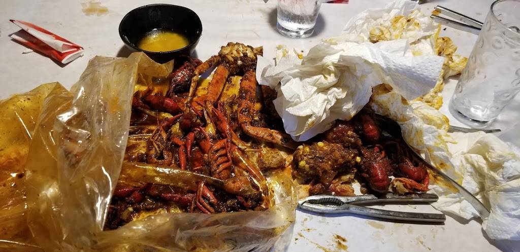 Seafood Shake | restaurant | 1852 Coventry Rd, Cleveland Heights, OH 44118, USA | 2164174830 OR +1 216-417-4830