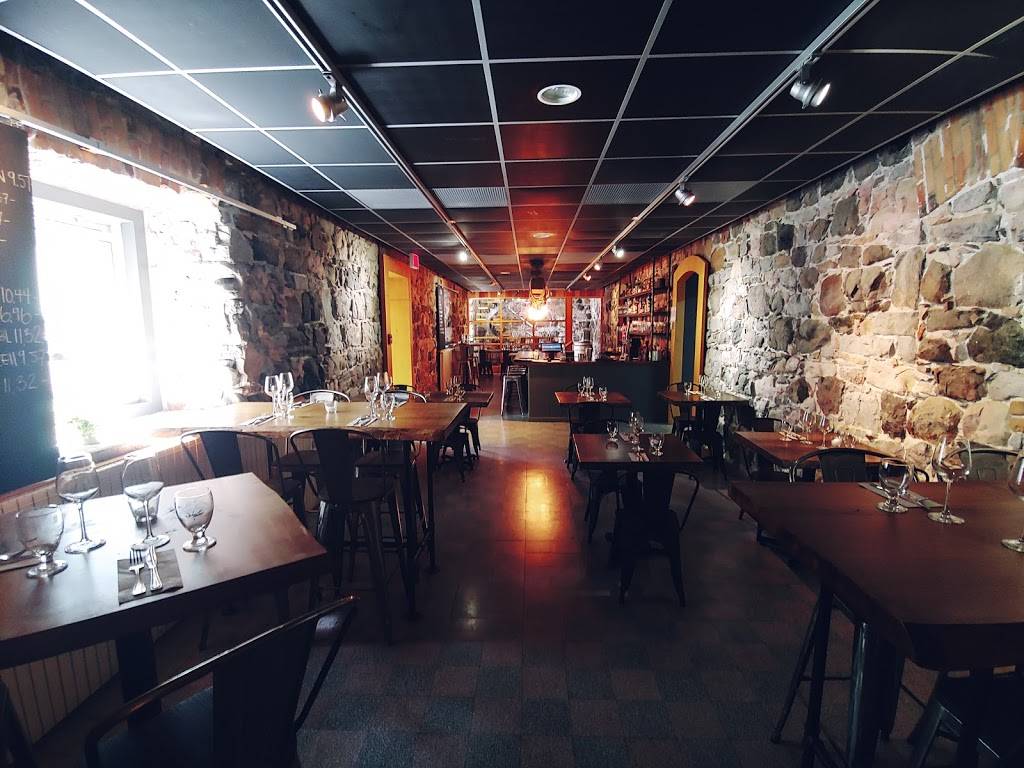 Bistro Le Sacré | restaurant | 1600 Chemin dOka porte 7, Oka, QC J0N 1E0, Canada | 4504219339 OR +1 450-421-9339