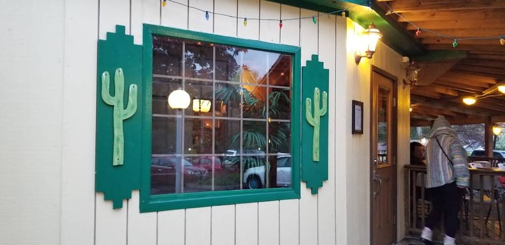 Coyote Flaco | restaurant | 50 Higgins Hwy, Mansfield Center, CT 06250, USA | 8604234414 OR +1 860-423-4414