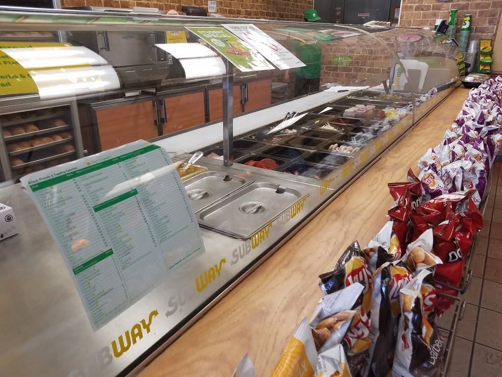 Subway | meal takeaway | 3506 Town Center Dr, Highlands Ranch, CO 80129, USA | 3036839310 OR +1 303-683-9310
