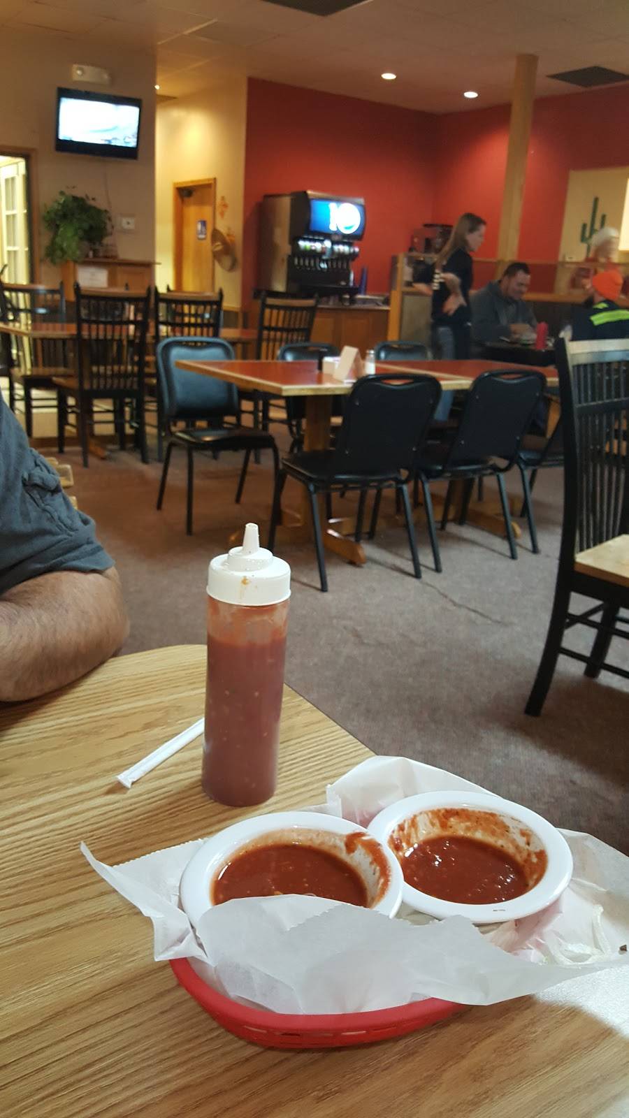 Las Chilis | restaurant | 6210 Raytown Trafficway, Raytown, MO 64133, USA | 8163566330 OR +1 816-356-6330