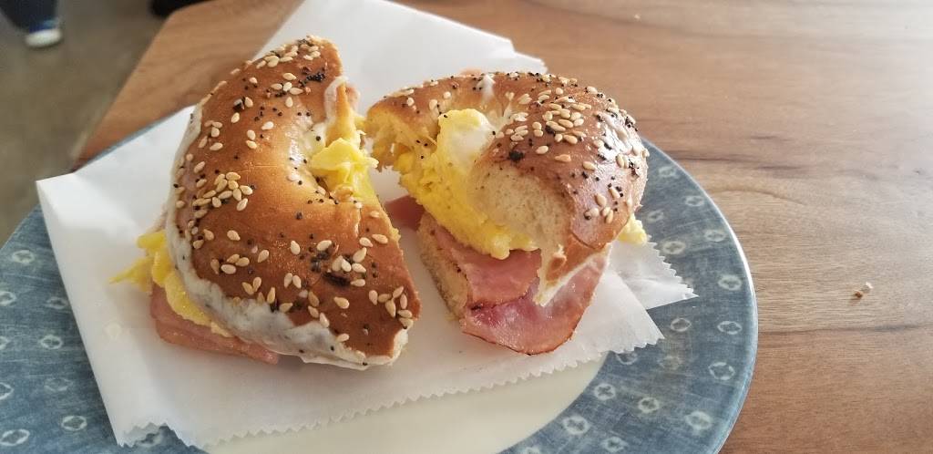 CHALOS | restaurant | 2240 Taraval St, San Francisco, CA 94116, USA | 4155627752 OR +1 415-562-7752