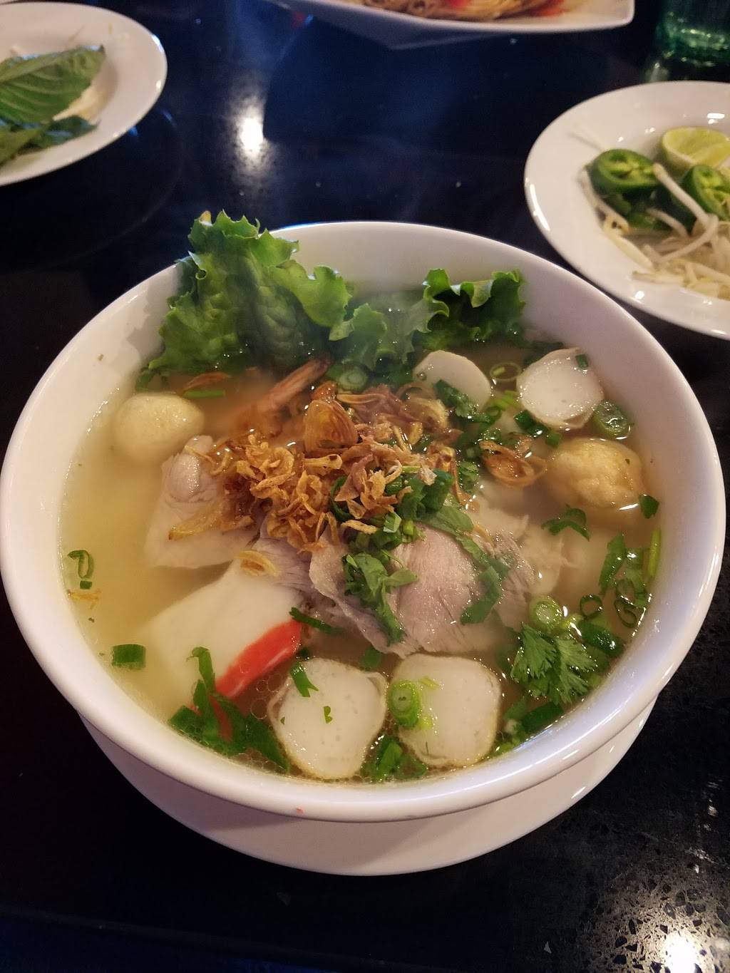 Pho Kim | restaurant | 1948 W Broadway Rd, Mesa, AZ 85202, USA | 4802646088 OR +1 480-264-6088