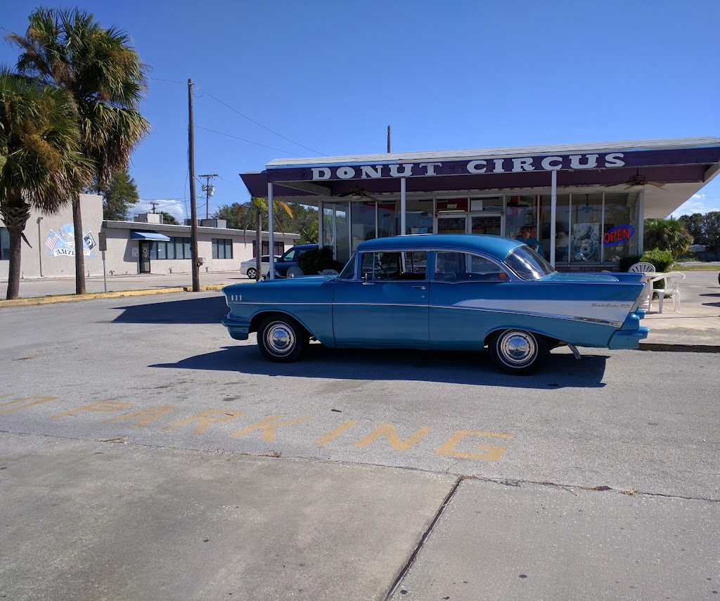 Donut Circus | bakery | 2040 S Federal Hwy, Fort Pierce, FL 34950, USA | 7724618017 OR +1 772-461-8017