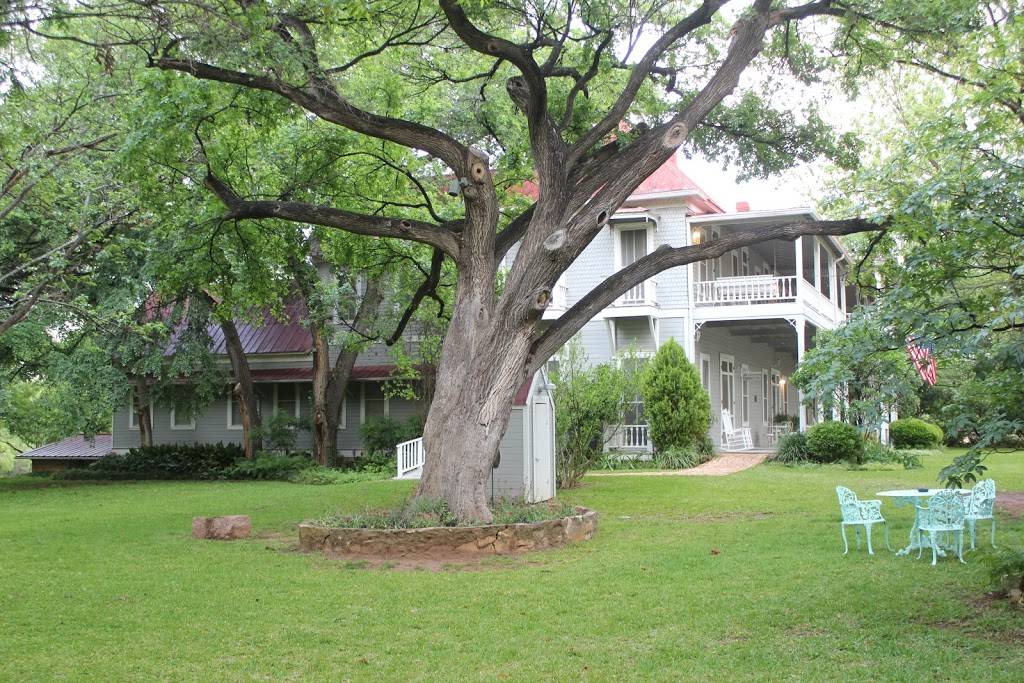 The Antlers Inn | cafe | 1001 King Ct, Kingsland, TX 78639, USA | 3253884411 OR +1 325-388-4411