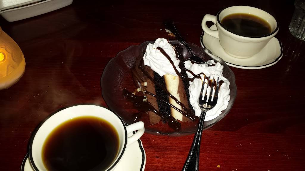 Rupps On Washington | restaurant | 1102 W Washington Ave, Cleveland, WI 53015, USA | 9206932017 OR +1 920-693-2017