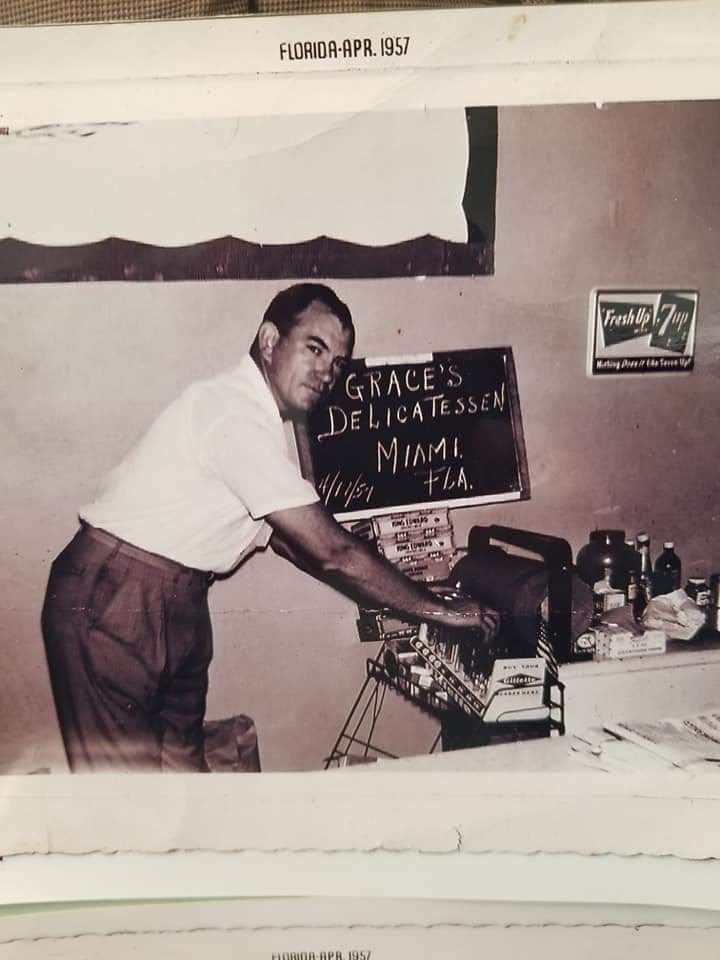Graces Delicatessen West | restaurant | 7372 NW 72nd Ave, Miami, FL 33166, USA | 3058881550 OR +1 305-888-1550