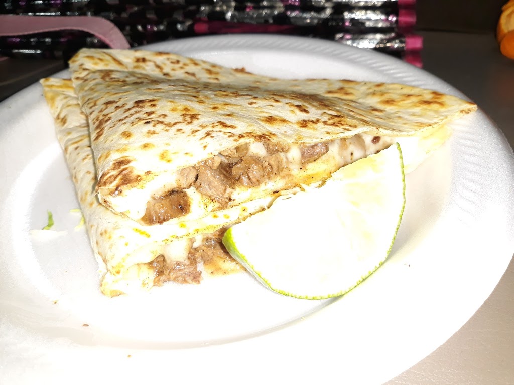 Mi Canton | restaurant | 3438 Roosevelt Ave, San Antonio, TX 78214, USA | 2103637898 OR +1 210-363-7898