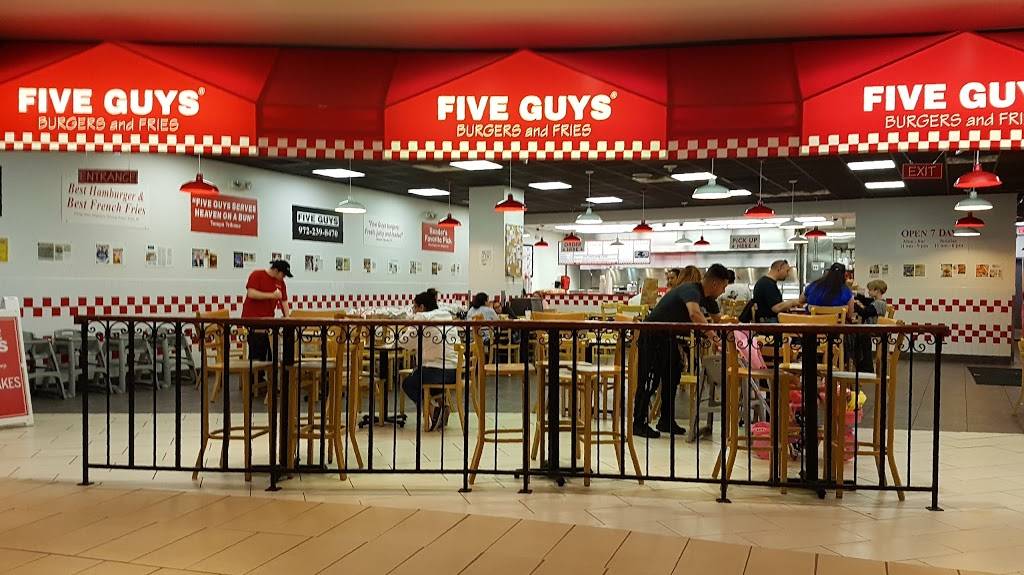 Five Guys | meal takeaway | 13350 Dallas Pkwy, Dallas, TX 75240, USA | 9722398470 OR +1 972-239-8470