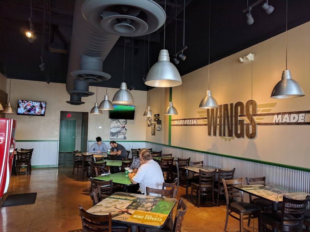 Wingstop | restaurant | 5222 De Zavala Rd, San Antonio, TX 78249, USA | 2106979464 OR +1 210-697-9464