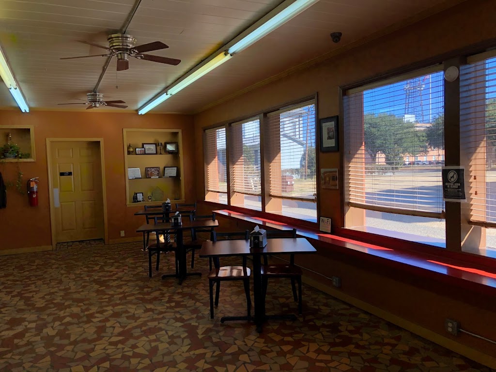 The Coffee Shoppe | restaurant | 308 Broad St, Selma, AL 36701, USA | 3348782739 OR +1 334-878-2739