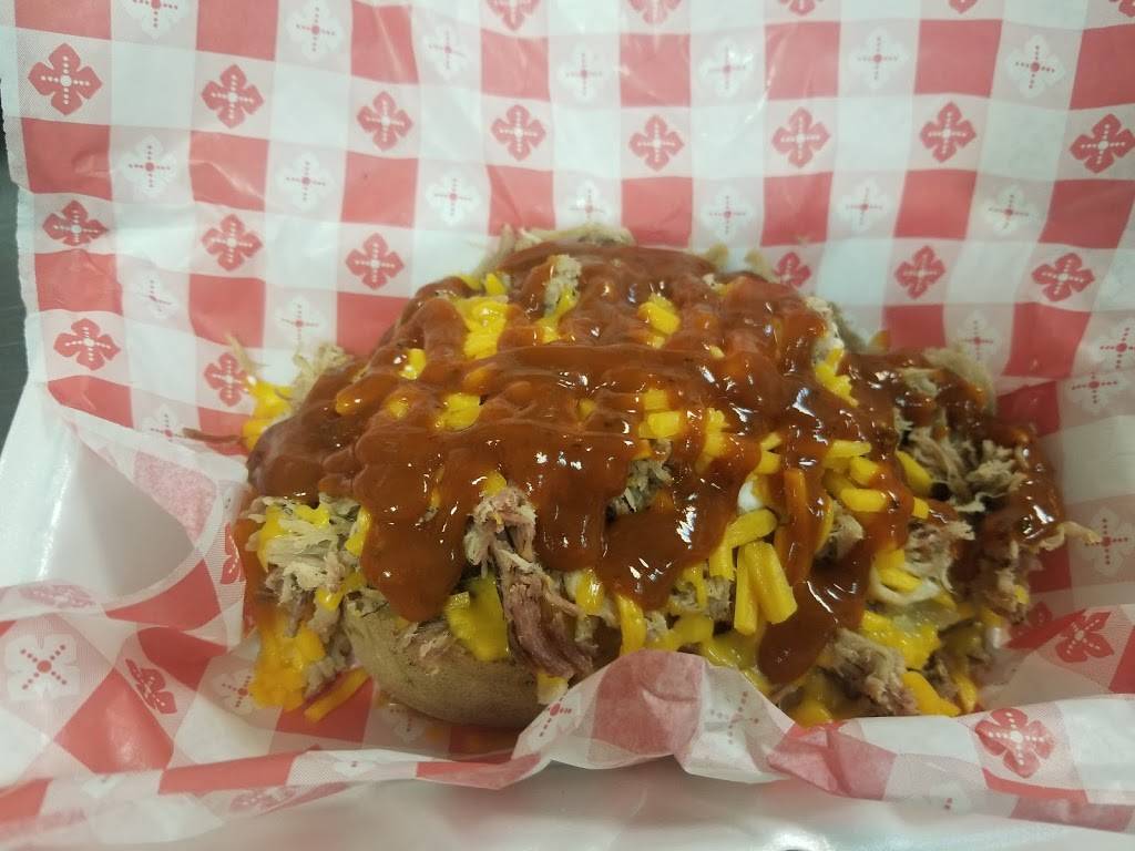 Bones Backstreet BBQ | restaurant | 310 6th St S, Clanton, AL 35045, USA | 2052585179 OR +1 205-258-5179