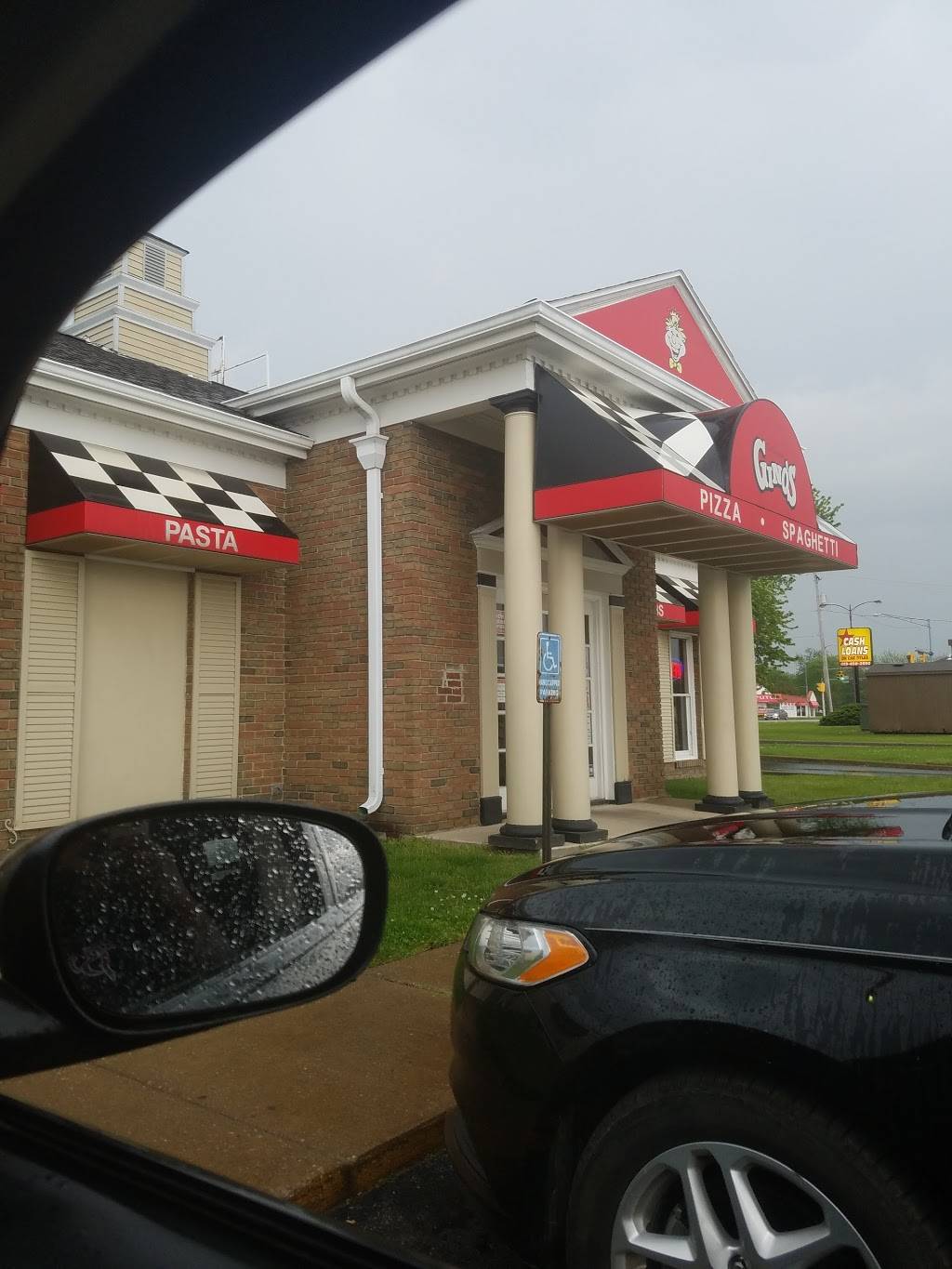 Ginos Pizza & Spaghetti House | restaurant | 2670 Woodville Rd, Northwood, OH 43619, USA | 4196904466 OR +1 419-690-4466