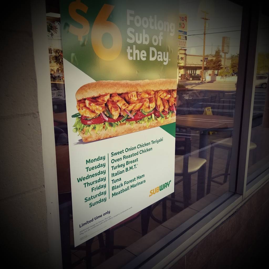 Subway Restaurants | restaurant | 2017 N Hollywood Way, Burbank, CA 91505, USA | 8188435900 OR +1 818-843-5900
