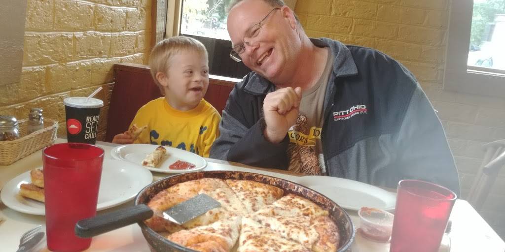 Pizza Hut | meal takeaway | 5825 Patterson Ave, Richmond, VA 23226, USA | 8042850992 OR +1 804-285-0992