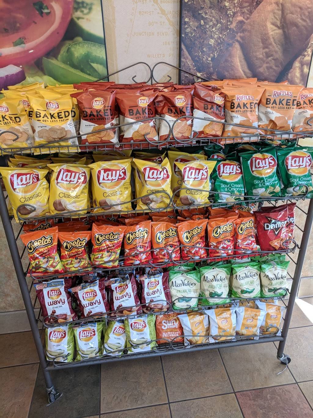 Subway | restaurant | 139 South Higley Rd B2 Suite 101 Lakeview Village@Morrison Ranc, Gilbert, AZ 85296, USA | 4805396600 OR +1 480-539-6600