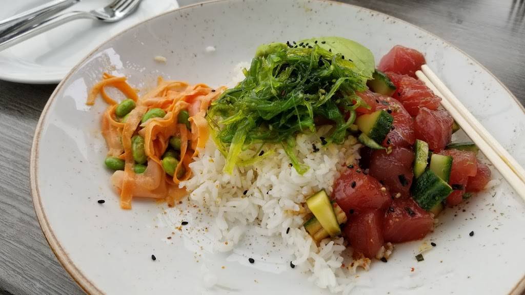 zinc@shade Lounge | restaurant | 1221 N Valley Dr, Manhattan Beach, CA 90266, USA | 3105464995 OR +1 310-546-4995