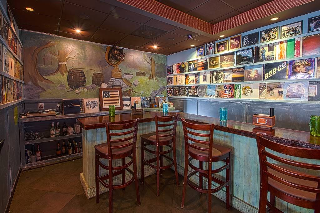 Double Roads Tavern | restaurant | 251 US-1, Jupiter, FL 33477, USA | 5612037061 OR +1 561-203-7061