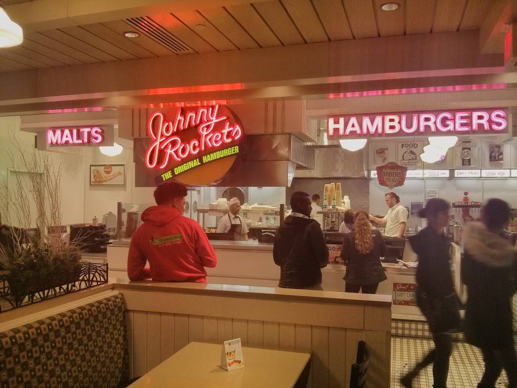 Johnny Rockets | restaurant | 1600 Old Louisquisset Pike, Lincoln, RI 02865, USA | 4014758446 OR +1 401-475-8446