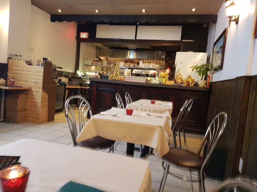 Phở Đông Gia Việt Thái Restaurant Halal | restaurant | 256 Browns Line, Etobicoke, ON M8W 1X1, Canada | 6479965744 OR +1 647-996-5744