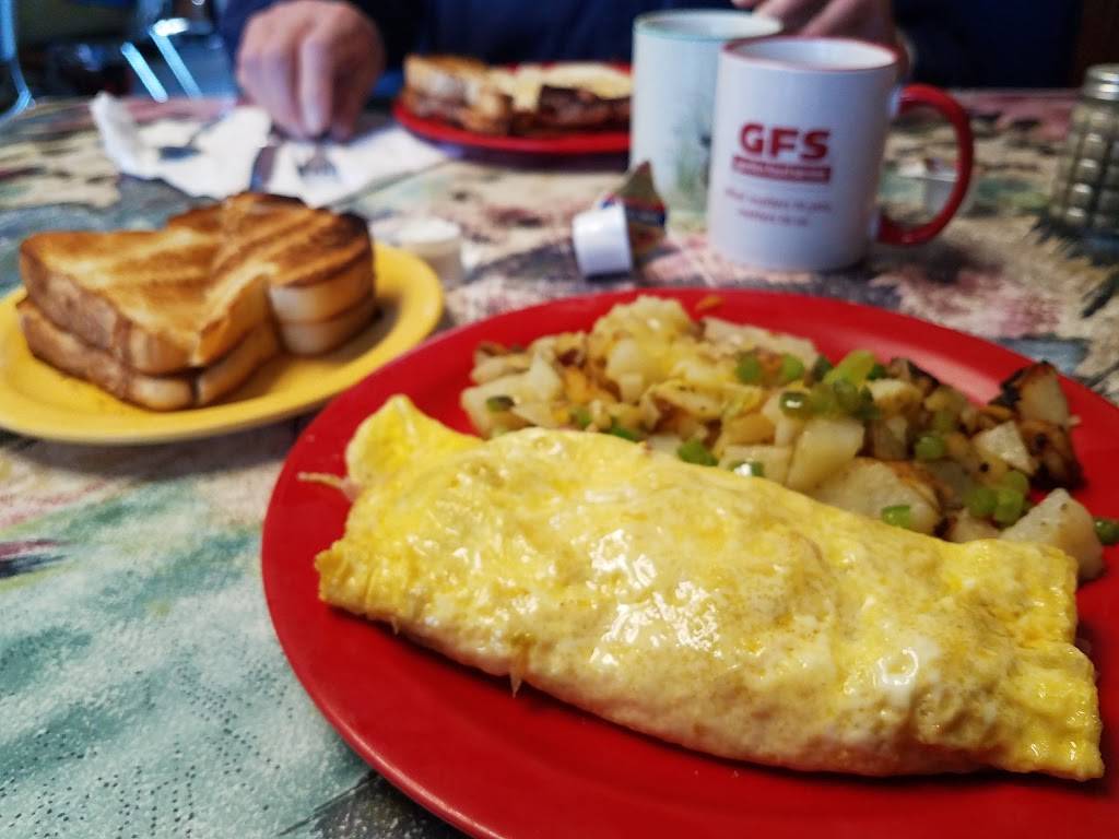 Backwater Cafe & Catering | restaurant | 109 Riverside, Lowell, MI 49331, USA | 6168976370 OR +1 616-897-6370