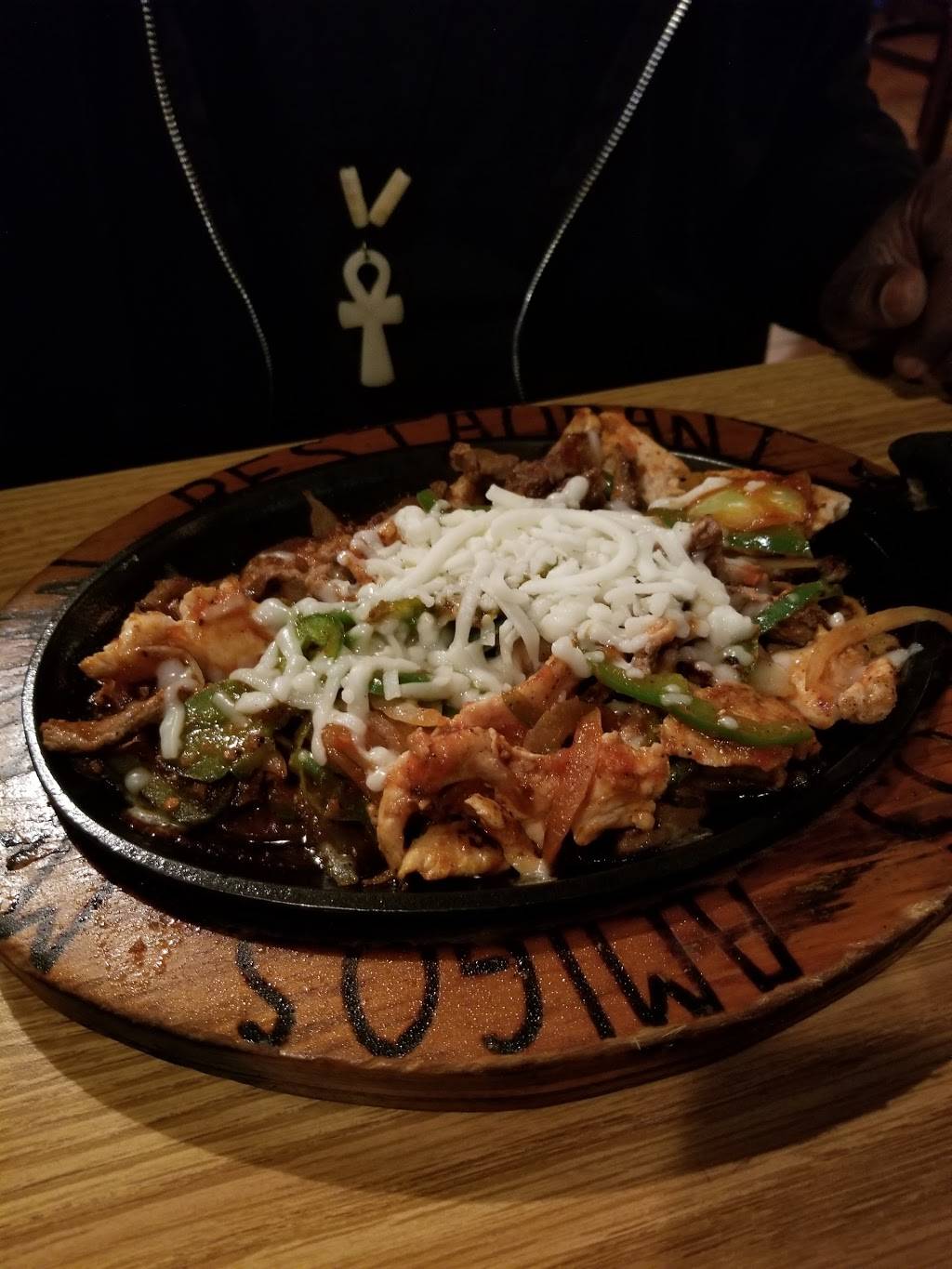 Los Amigos Mexican | restaurant | 1325 E Memorial Dr, Ahoskie, NC 27910, USA | 2522090076 OR +1 252-209-0076