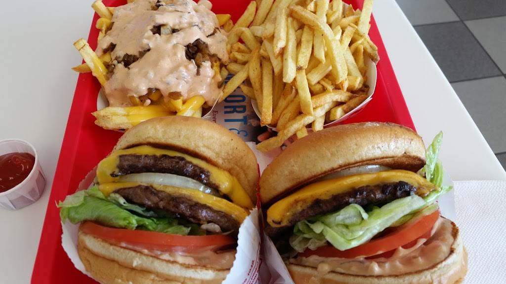 In-N-Out Burger | restaurant | 5916 Quebec St, Fort Worth, TX 76135, USA | 8007861000 OR +1 800-786-1000