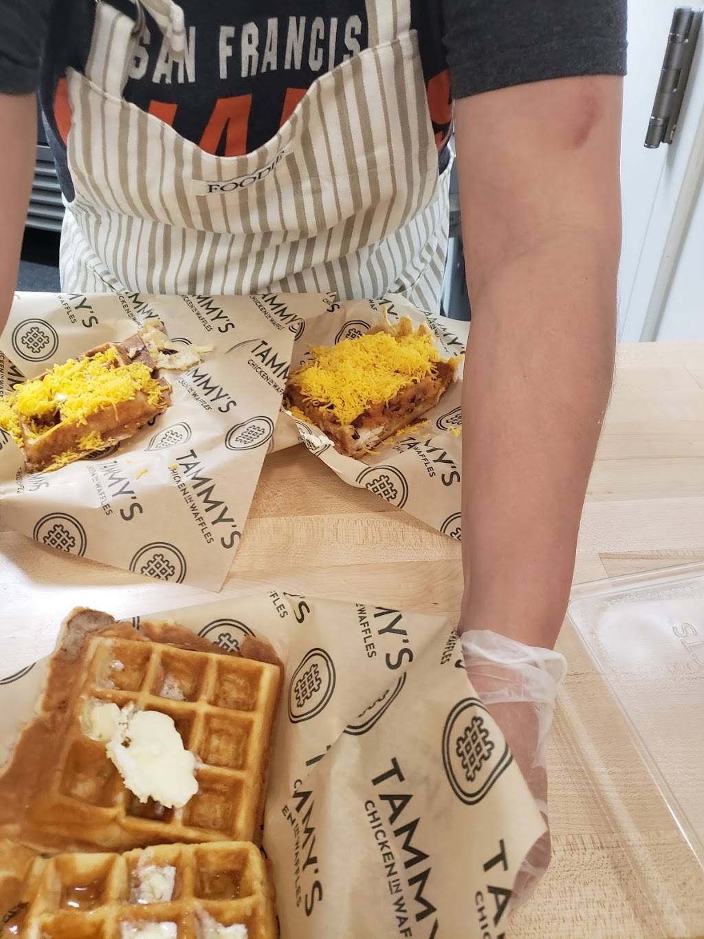 Tammys Chicken In Waffles | restaurant | 2466 Bancroft Way, Berkeley, CA 94704, USA | 5105294266 OR +1 510-529-4266