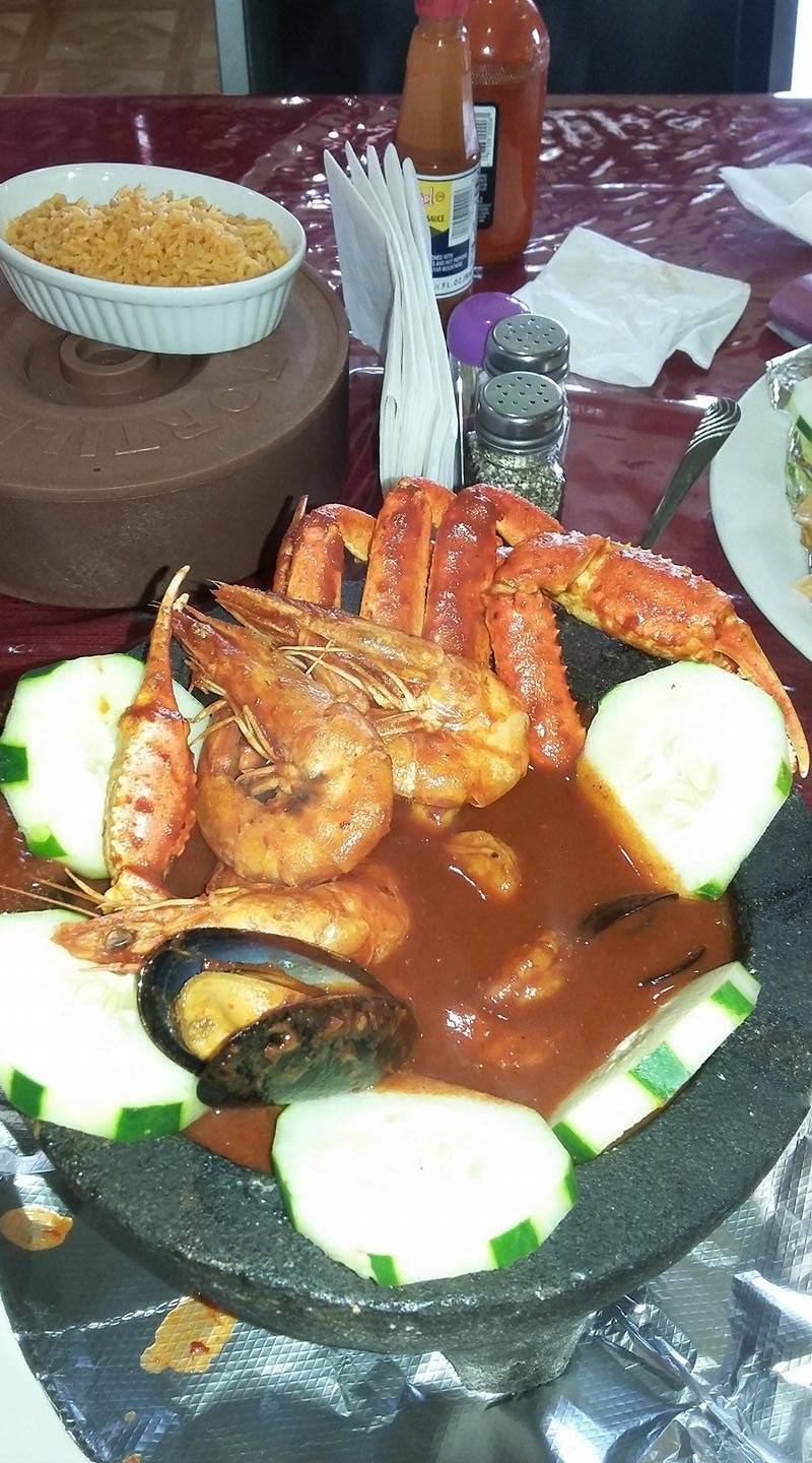 El Gordo Mexican Restaurant | restaurant | 929 Front St, McHenry, IL 60050, USA | 8153442804 OR +1 815-344-2804