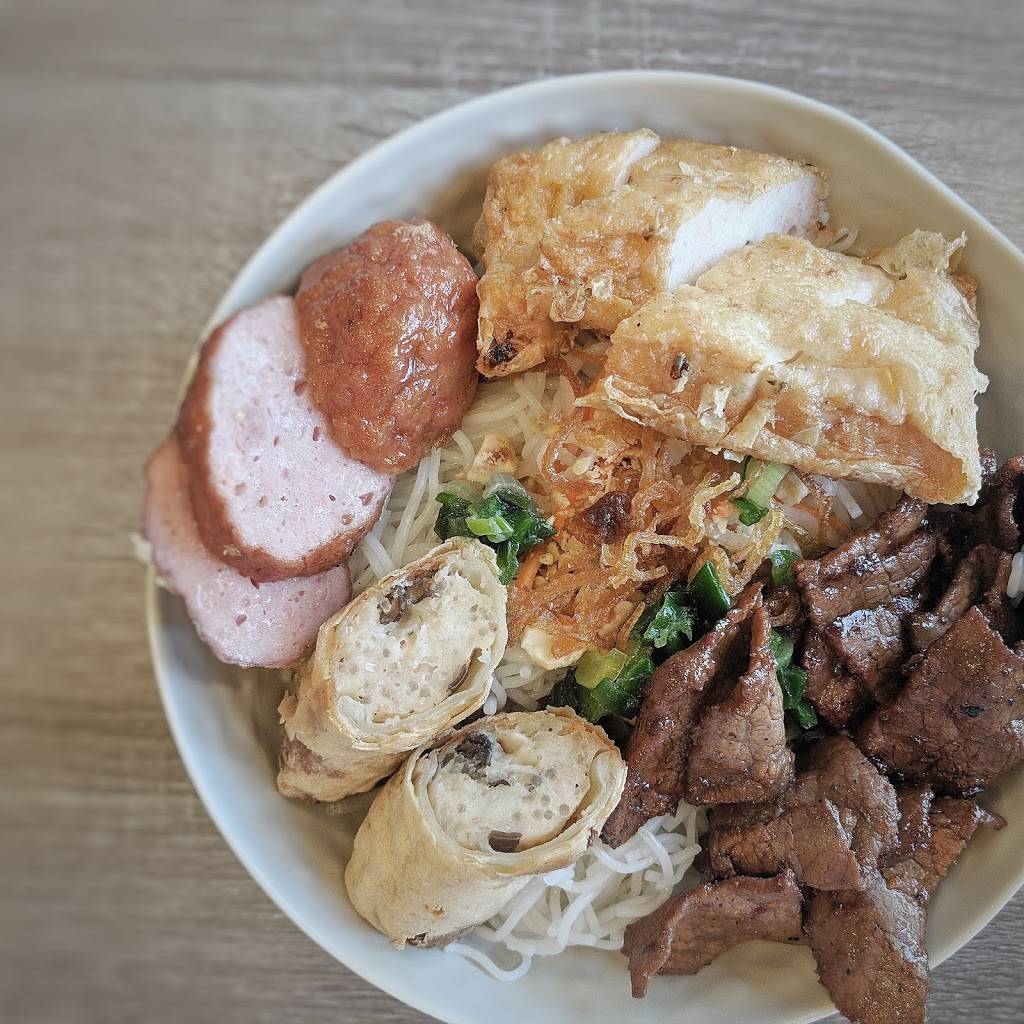 Com Tam Kieu (Cơm Tấm Kiều) | restaurant | 8450 Valley Blvd #111-112, Rosemead, CA 91770, USA | 6265452000 OR +1 626-545-2000