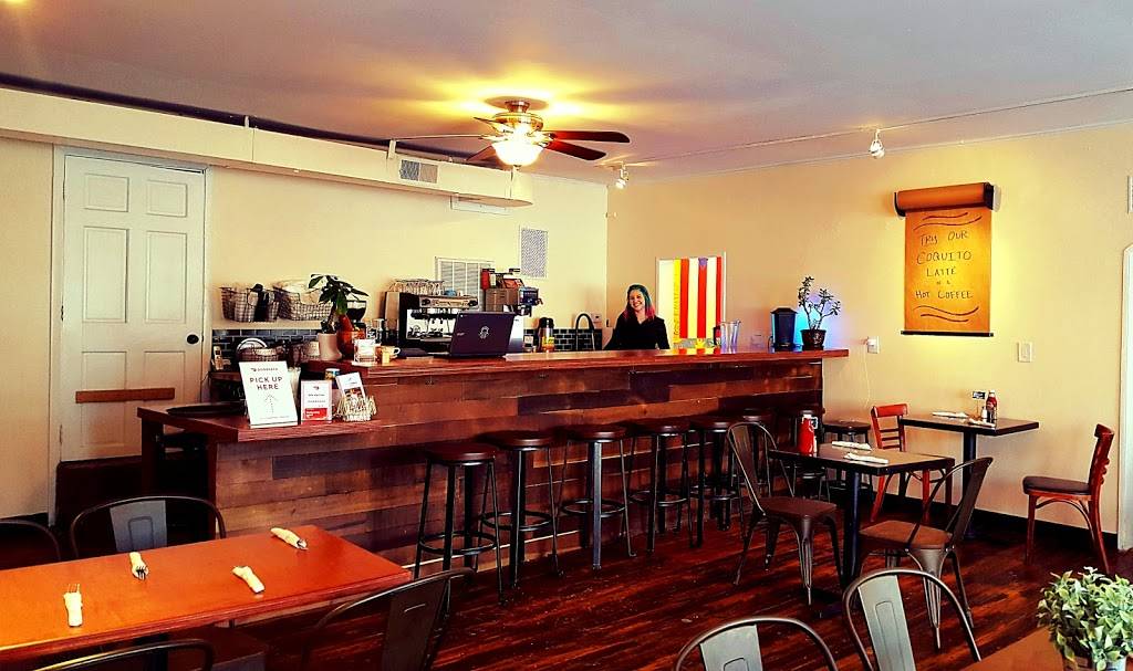 Café Con Leche (Restaurant) | restaurant | 10 Main St, Wappingers Falls, NY 12590, USA | 8456321535 OR +1 845-632-1535