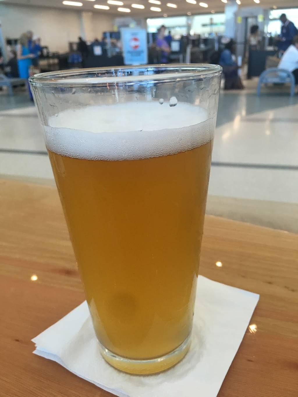 Air Margaritaville FLL | restaurant | Terminal 1, 50 Terminal Dr, Fort Lauderdale, FL 33315, USA | 8776727467 OR +1 877-672-7467