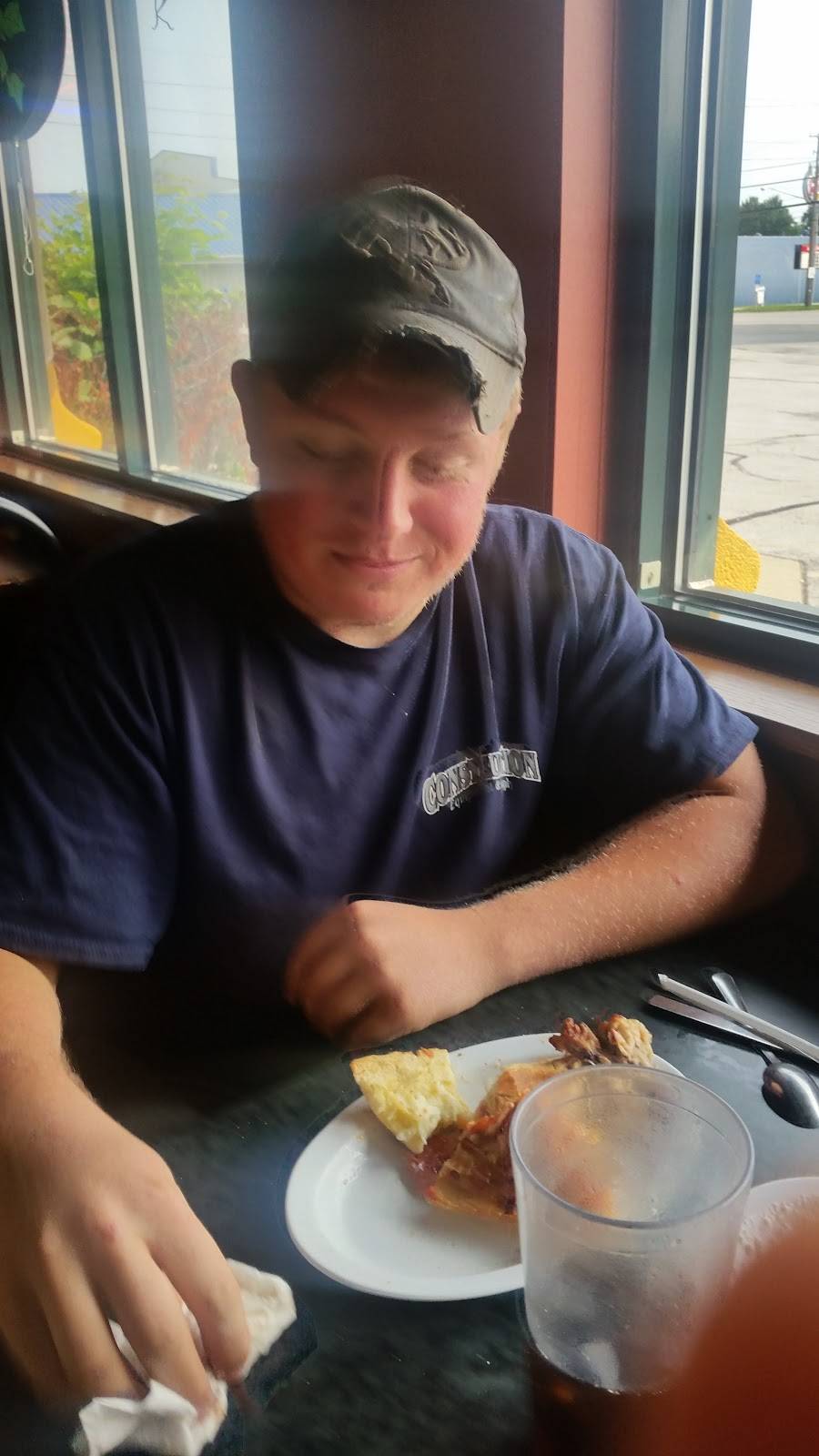 East of Chicago | restaurant | 102 Yorkshire Pl # A, Bellevue, OH 44811, USA | 4194832201 OR +1 419-483-2201