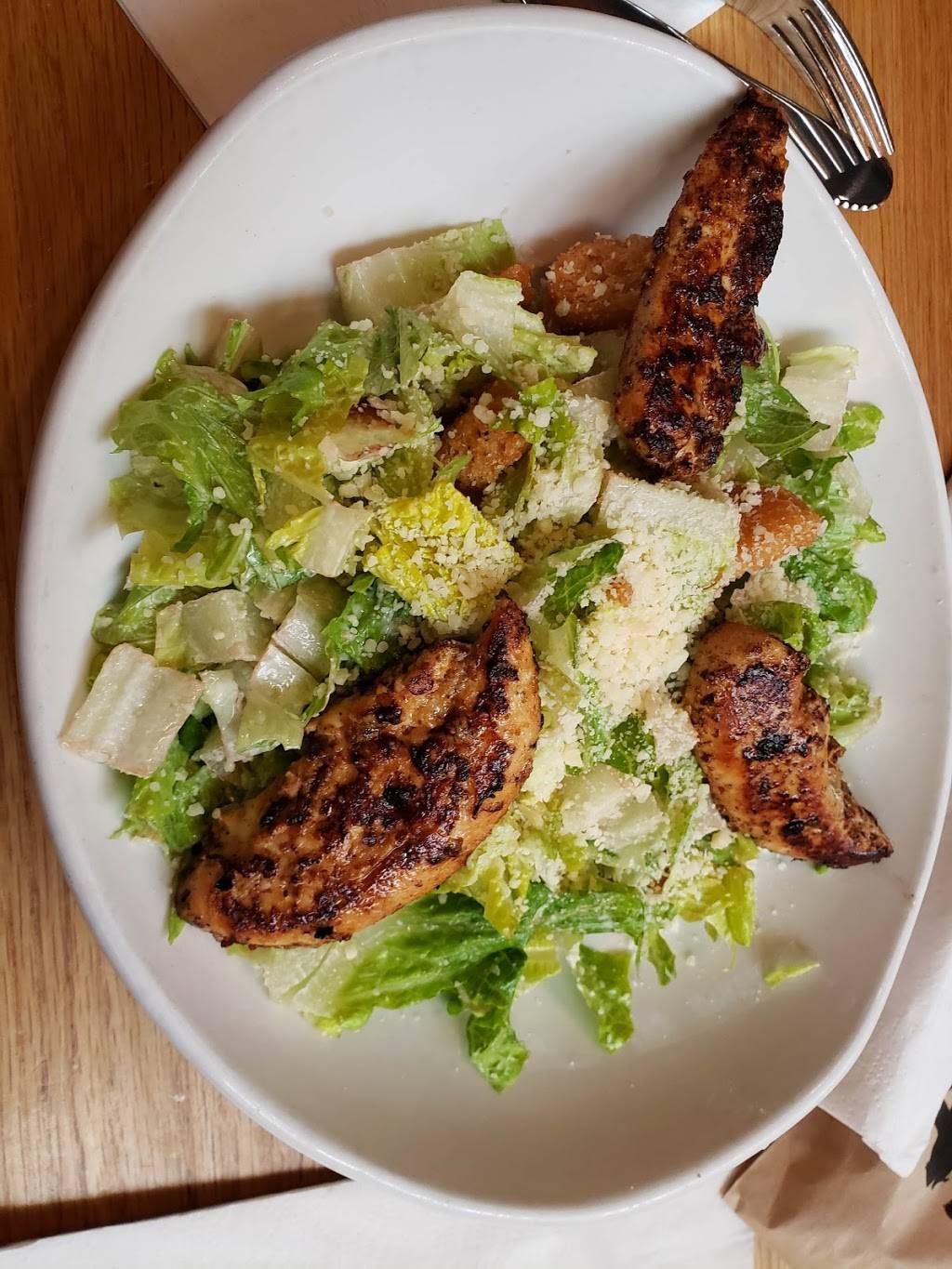 Amelia Tavern Restaurant & Brewpub | restaurant | 318 Centre St, Fernandina Beach, FL 32034, USA | 9043106088 OR +1 904-310-6088