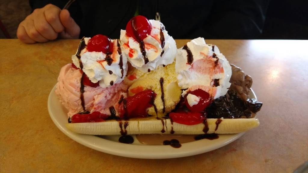 Elmhurst Family Restaurant | restaurant | 441 W Lake St, Elmhurst, IL 60126, USA | 6302790444 OR +1 630-279-0444