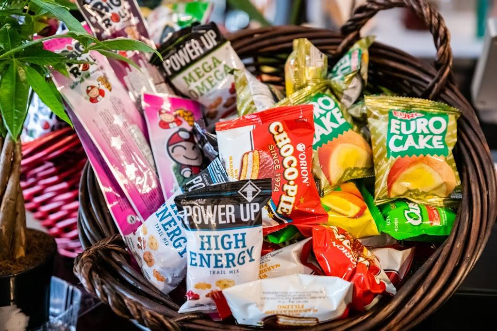 Den Tea Bar | restaurant | 5003 Airport Blvd, Austin, TX 78751, USA | 5122760401 OR +1 512-276-0401