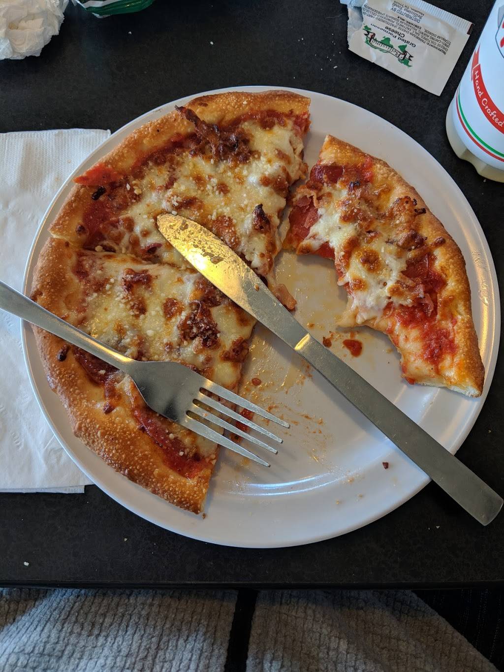 Mancinos Pizza & Grinders | restaurant | 7200 Lewis Ave # B1, Temperance, MI 48182, USA | 7348475000 OR +1 734-847-5000