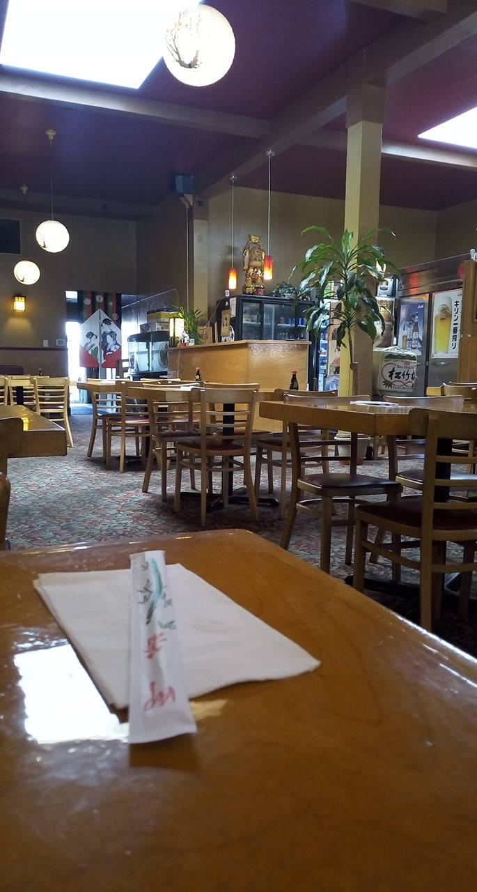 Yuki Hana Sushi | restaurant | 920 C St, Hayward, CA 94541, USA | 5108898432 OR +1 510-889-8432