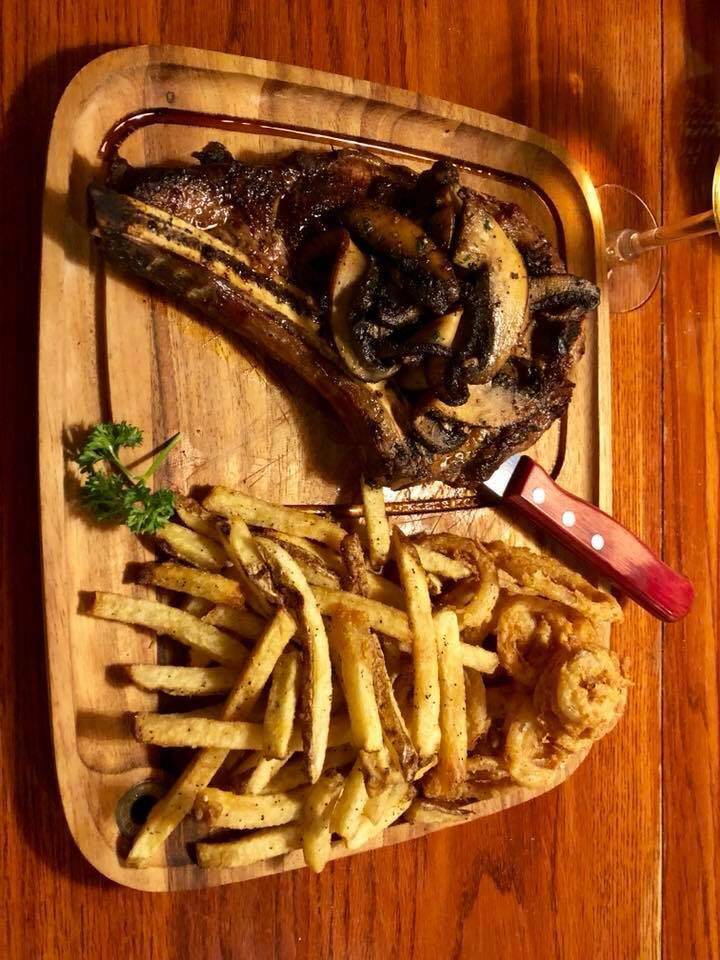 Moustos Pasta and Grill | restaurant | 1305 E Wood St, Paris, TN 38242, USA | 7314079155 OR +1 731-407-9155