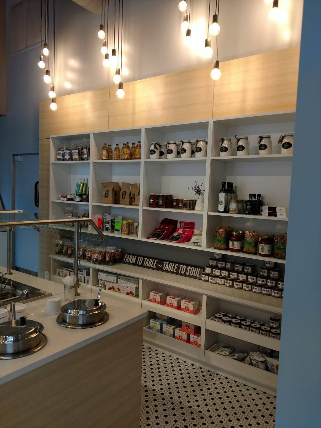 The Grocery OHC | restaurant | 2600 Detroit Ave, Cleveland, OH 44113, USA | 2165744770 OR +1 216-574-4770