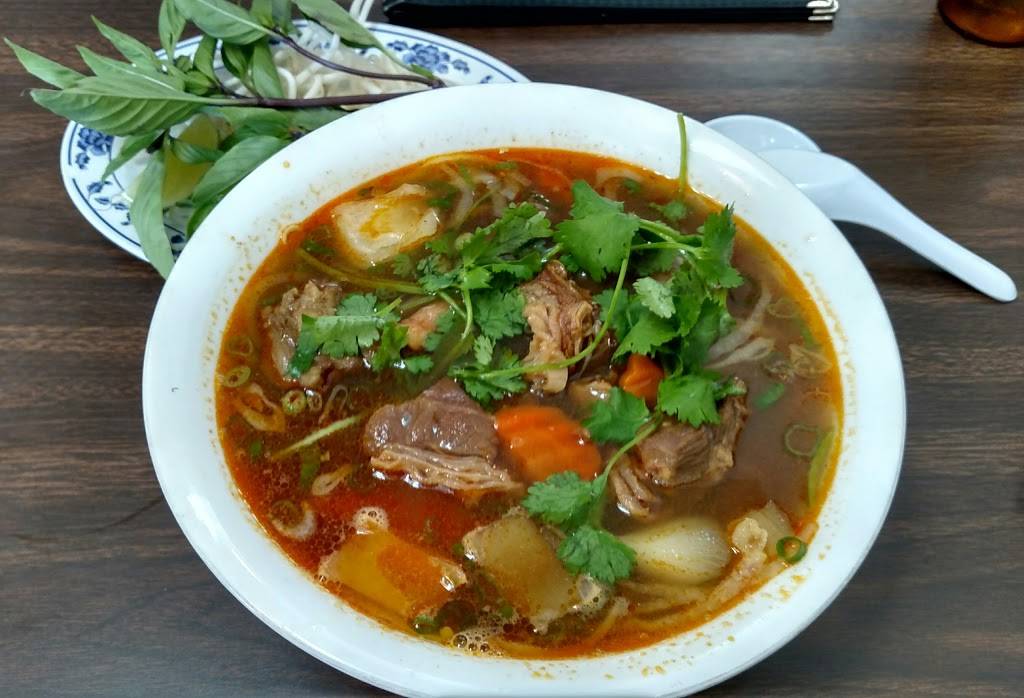 Pho King | restaurant | 207 E 18th St, Oakland, CA 94606, USA | 5104440448 OR +1 510-444-0448
