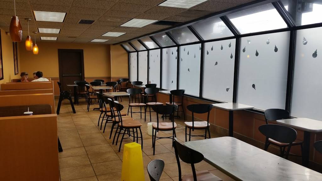 Jack in the Box | restaurant | 11 S Kamehameha Hwy, Wahiawa, HI 96786, USA | 8086218113 OR +1 808-621-8113