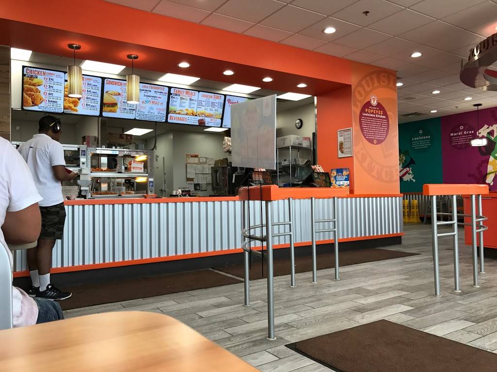 Popeyes | restaurant | 820 Kingston Rd, Pickering, ON L1V 1A9, Canada | 9054203500 OR +1 905-420-3500