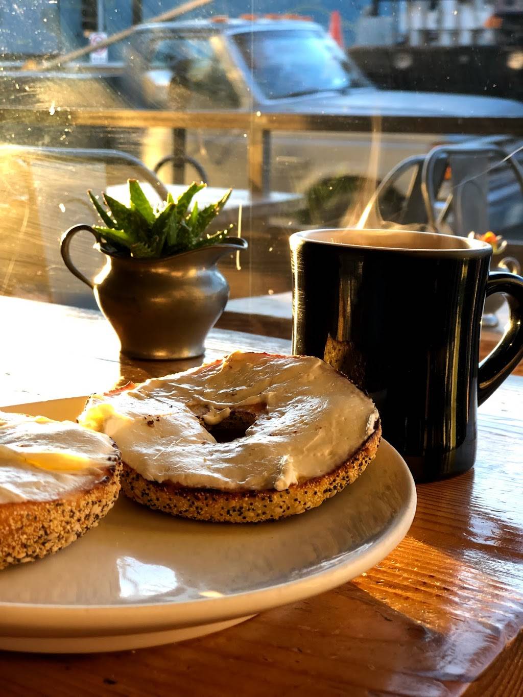 Javista Organic Coffee Bar | cafe | 6707 Sunset Blvd, Hollywood, CA 90028, USA | 3234646707 OR +1 323-464-6707