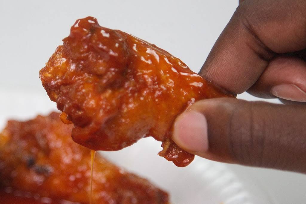 Houston Hot Wings | restaurant | 1250 Texas Pkwy Suite E, Stafford, TX 77477, USA | 2819695469 OR +1 281-969-5469