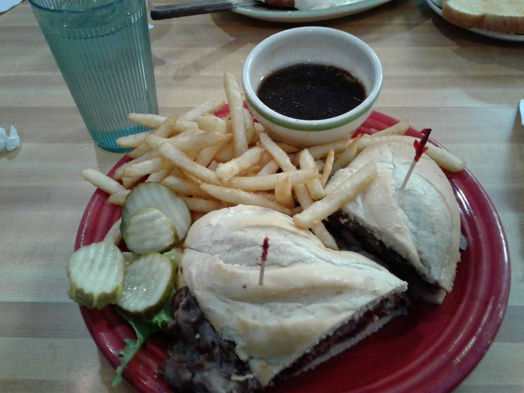 Mollies Kountry Kitchen | restaurant | 21851 CA-18, Apple Valley, CA 92307, USA | 7602406130 OR +1 760-240-6130